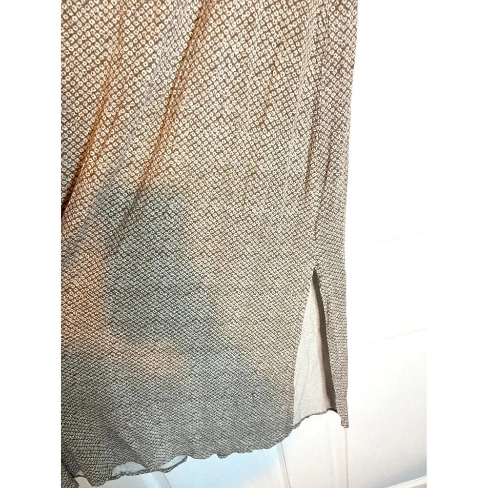 BOHO Geometric Print Maxi Skirt Side Slit Neutral Taupe White Small
